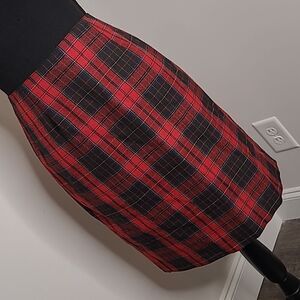 Christy Girl by Dori Adler red/black plaid skirt vintage, wool blend